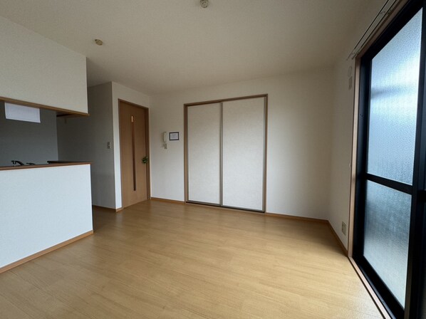 エスポワールA棟の物件内観写真